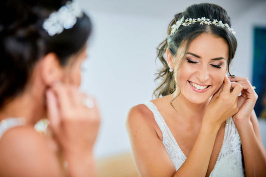Top 5 Common Mistakes Women Make When Choosing & Styling Accessories