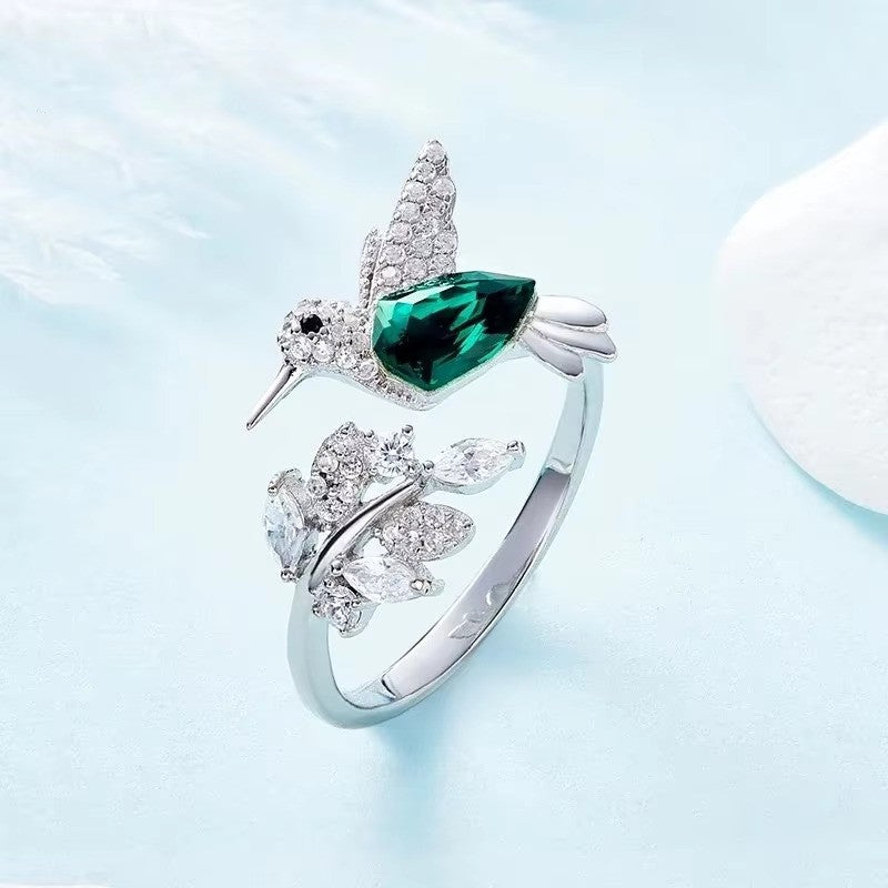 Trendy Adjustable Hummingbird Ring – A Touch of Nature’s Beauty