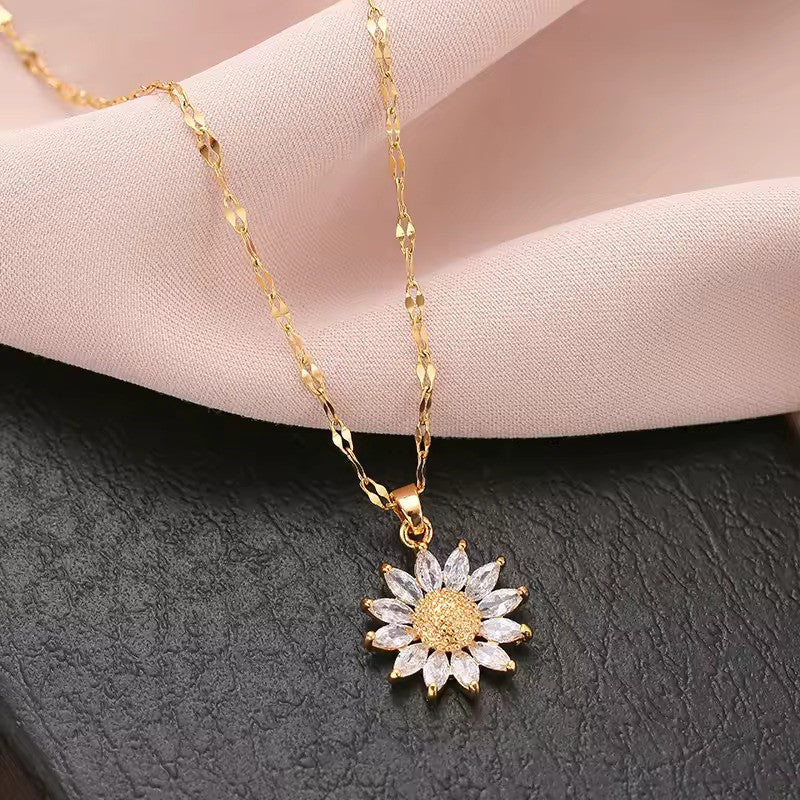 Elegant 18K Gold Plated Sunflower Necklace – Trendy Stainless Steel Jewelry for Women