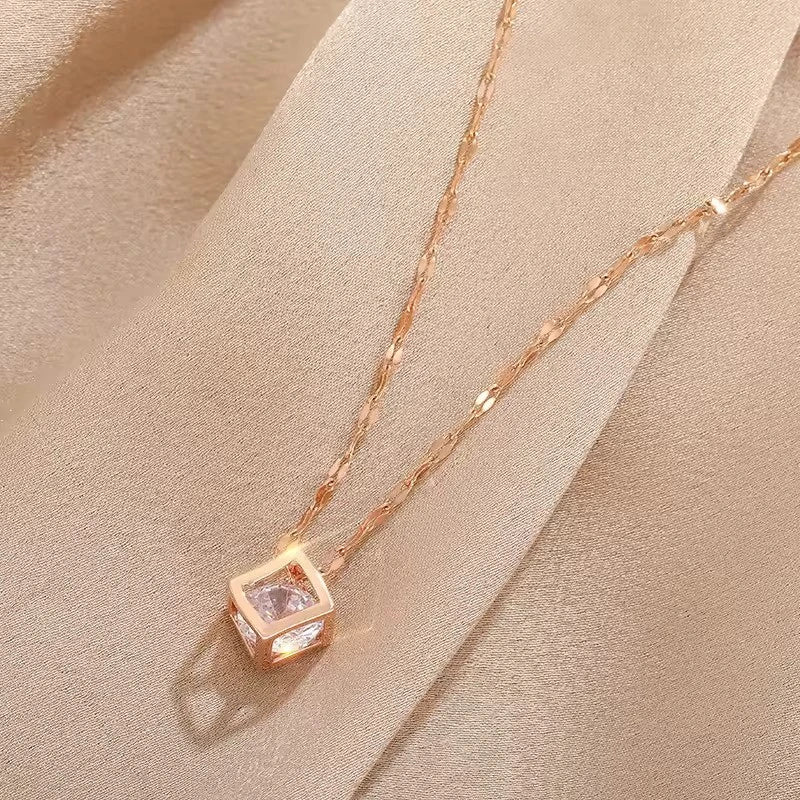 Lustrous Elegance – Zircon Hollow Square Necklace