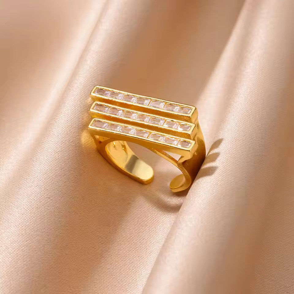 Timeless Elegance: Vintage Geometric Double-Layer Ring
