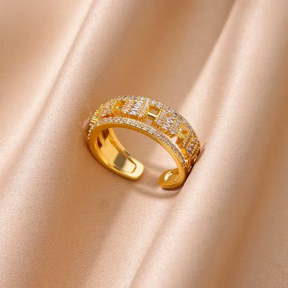 Timeless Elegance: Vintage Geometric Double-Layer Ring