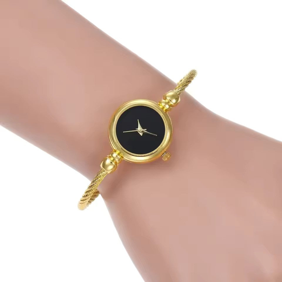 Elegant Women's Gold Bangle Bracelet Watch – Luxury Stainless Steel Quartz Timepiece for Casual & Formal Wear