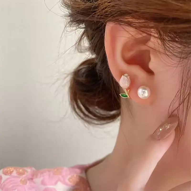 Light Luxury Imitation Pearl Earrings