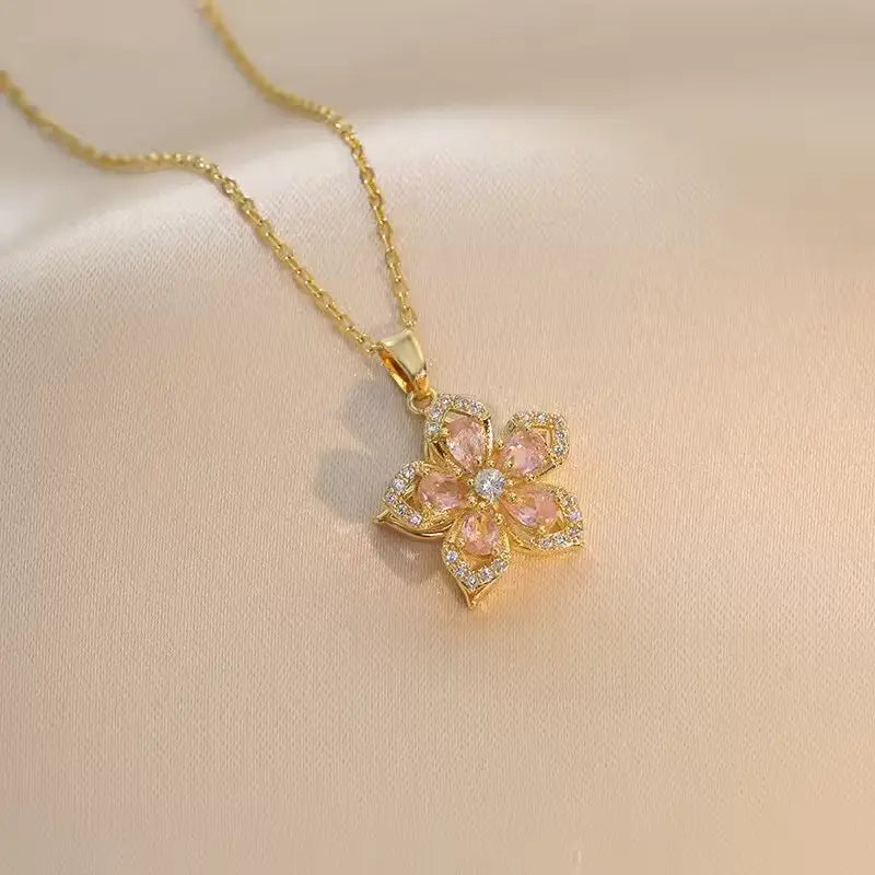 Elegant Spin Zircon Flower Pendant Necklace – Gold Luxury Jewelry for Women