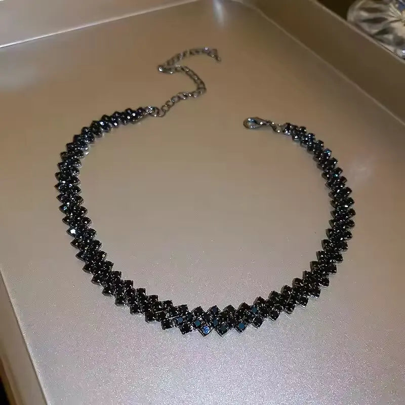 Luxury Rhinestone Choker Necklace – Sparkling Crystal Jewelry for Women