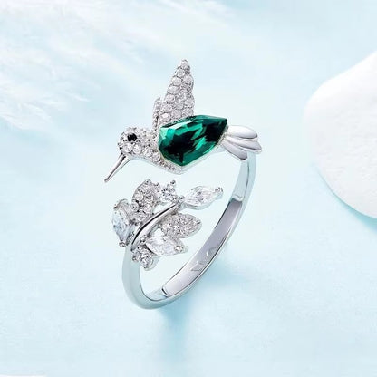 Trendy Adjustable Hummingbird Ring – A Touch of Nature’s Beauty