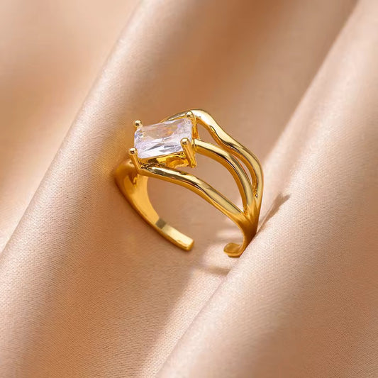 Elegant Gold-Tone Stainless Steel Twisted Knot Ring – Adjustable Wedding Jewelry