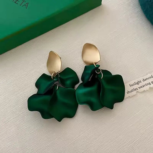 Multicolored Flower Tassel Earrings for Women – Delicate Petal Studs, Stylish Everyday & Party Accessories